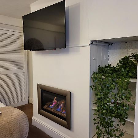 Apartamento Seaside Flat With Fast Wifi Scarborough Exterior foto